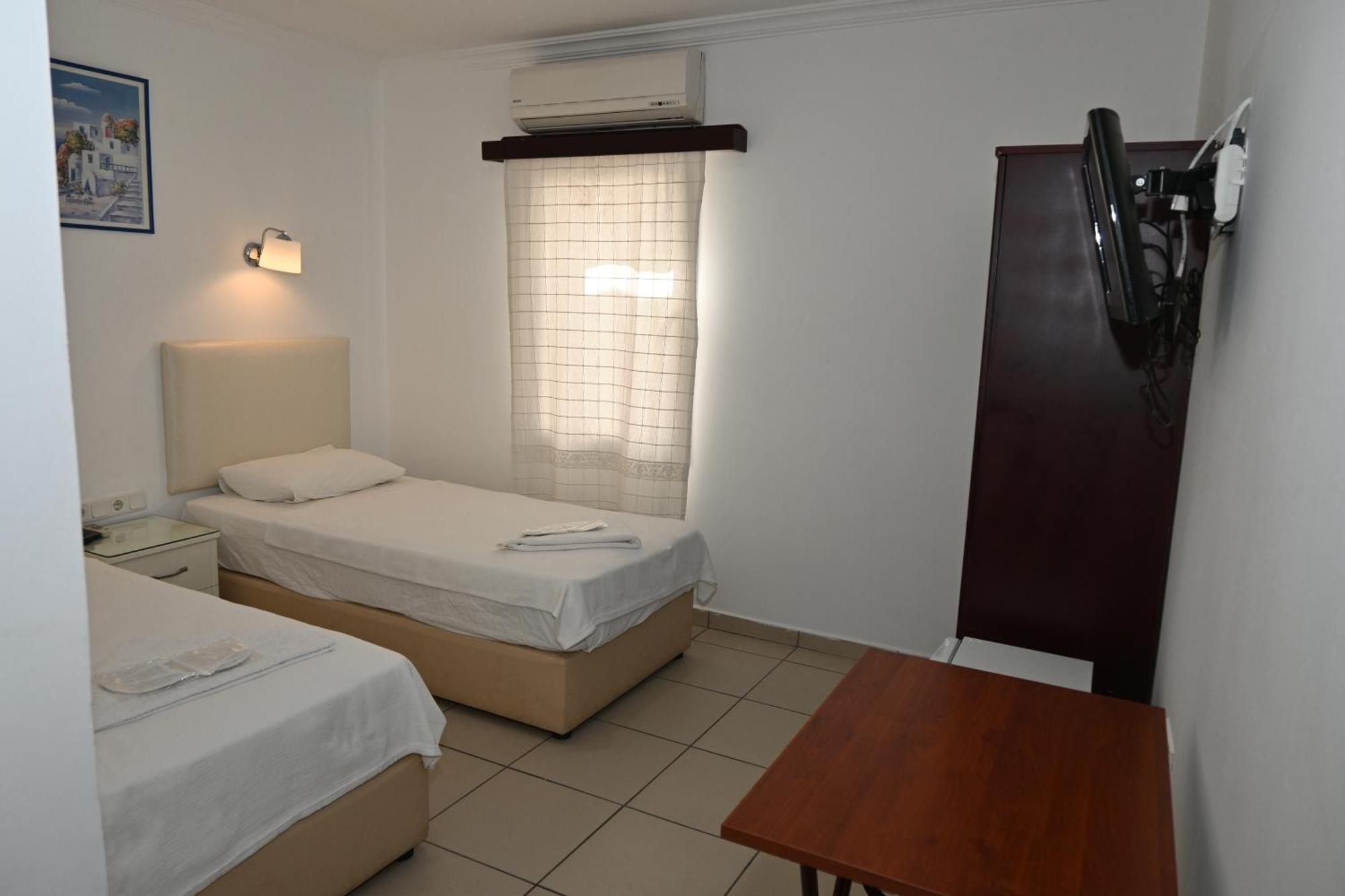 Melis Pansiyon Bodrum Exterior foto