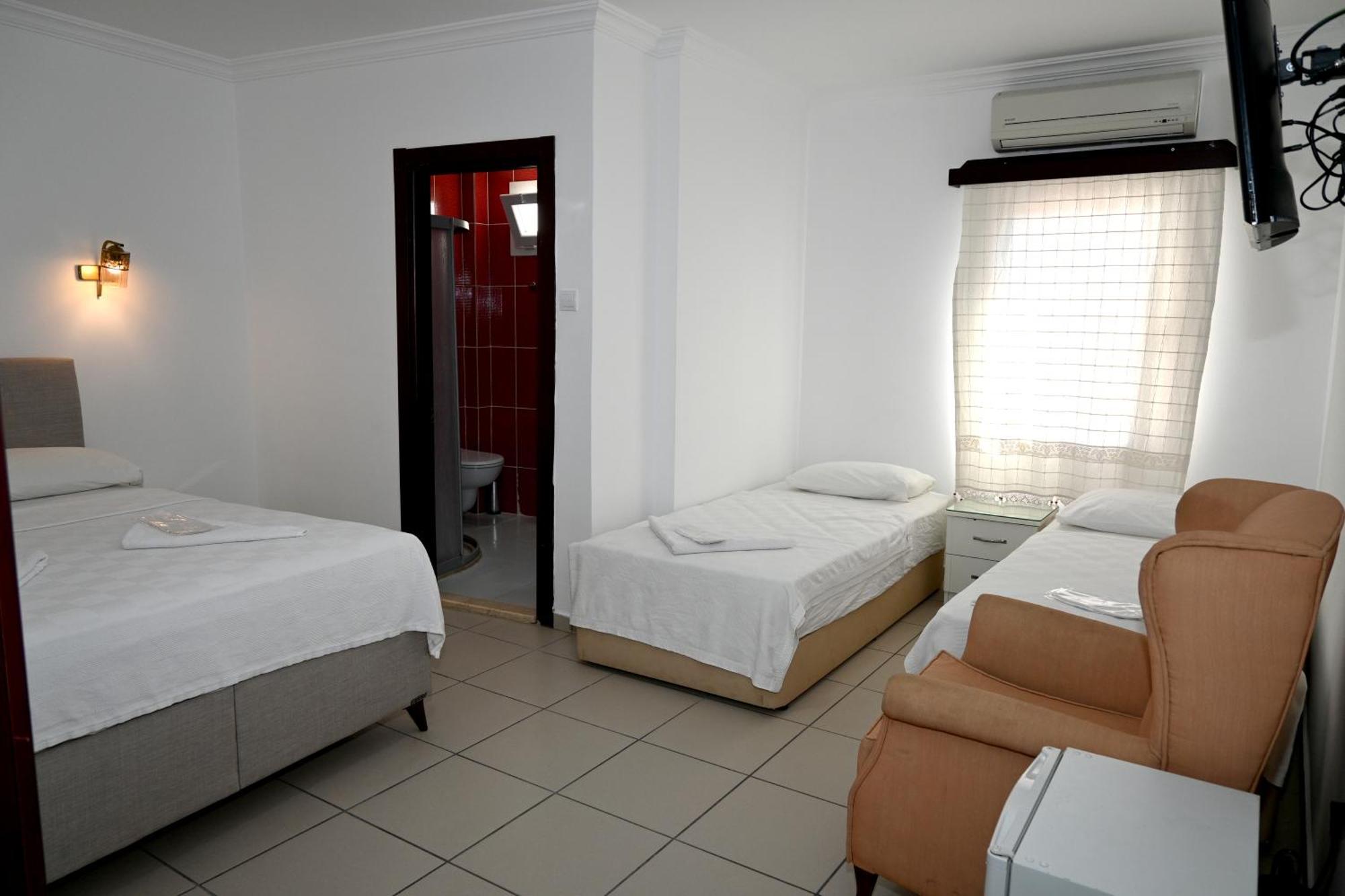 Melis Pansiyon Bodrum Exterior foto