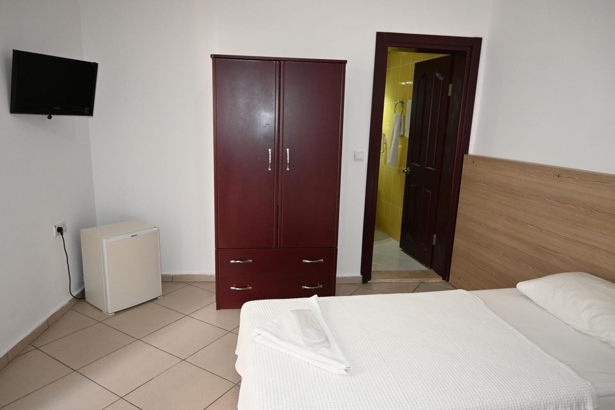 Melis Pansiyon Bodrum Exterior foto