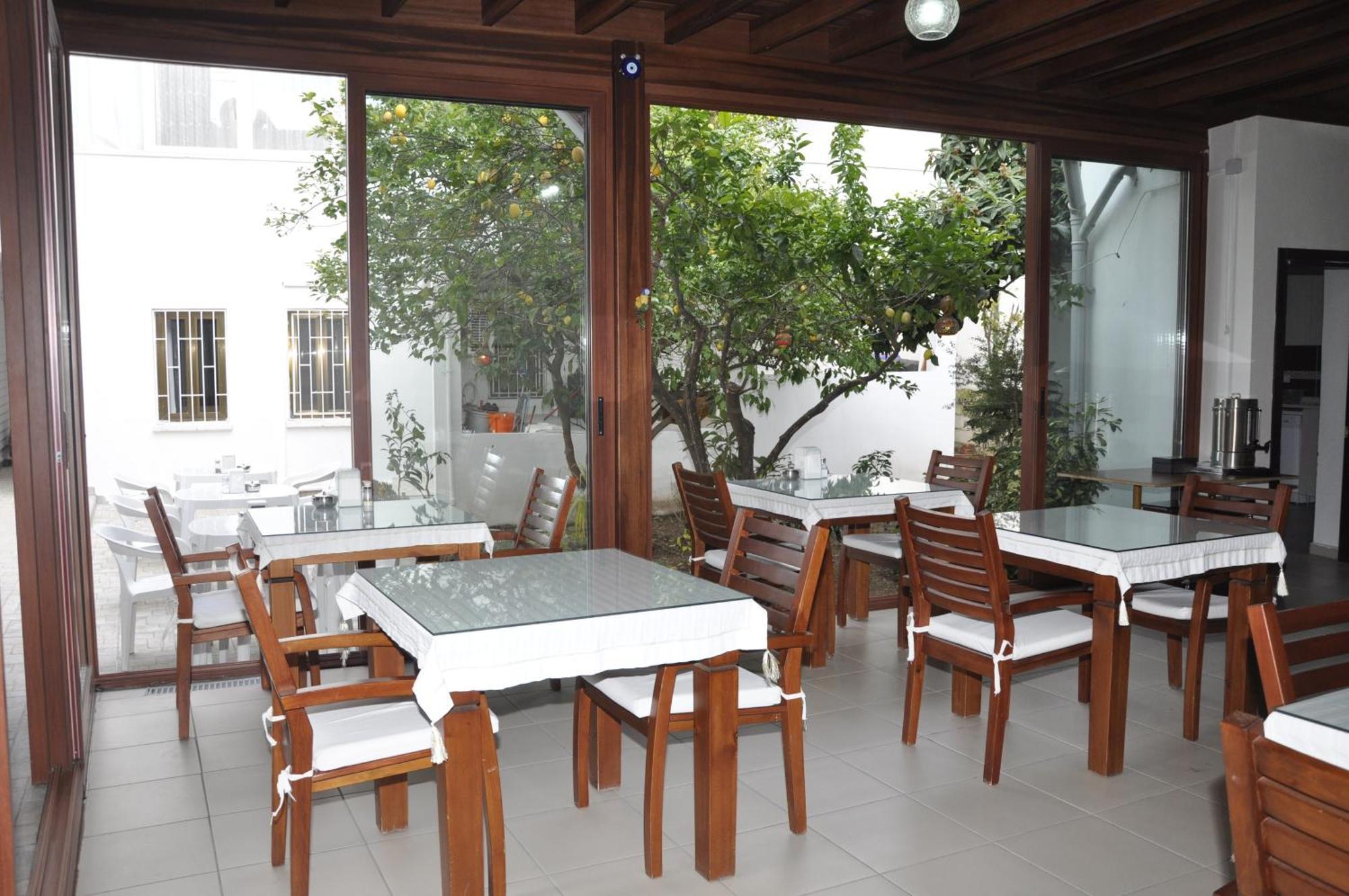 Melis Pansiyon Bodrum Exterior foto