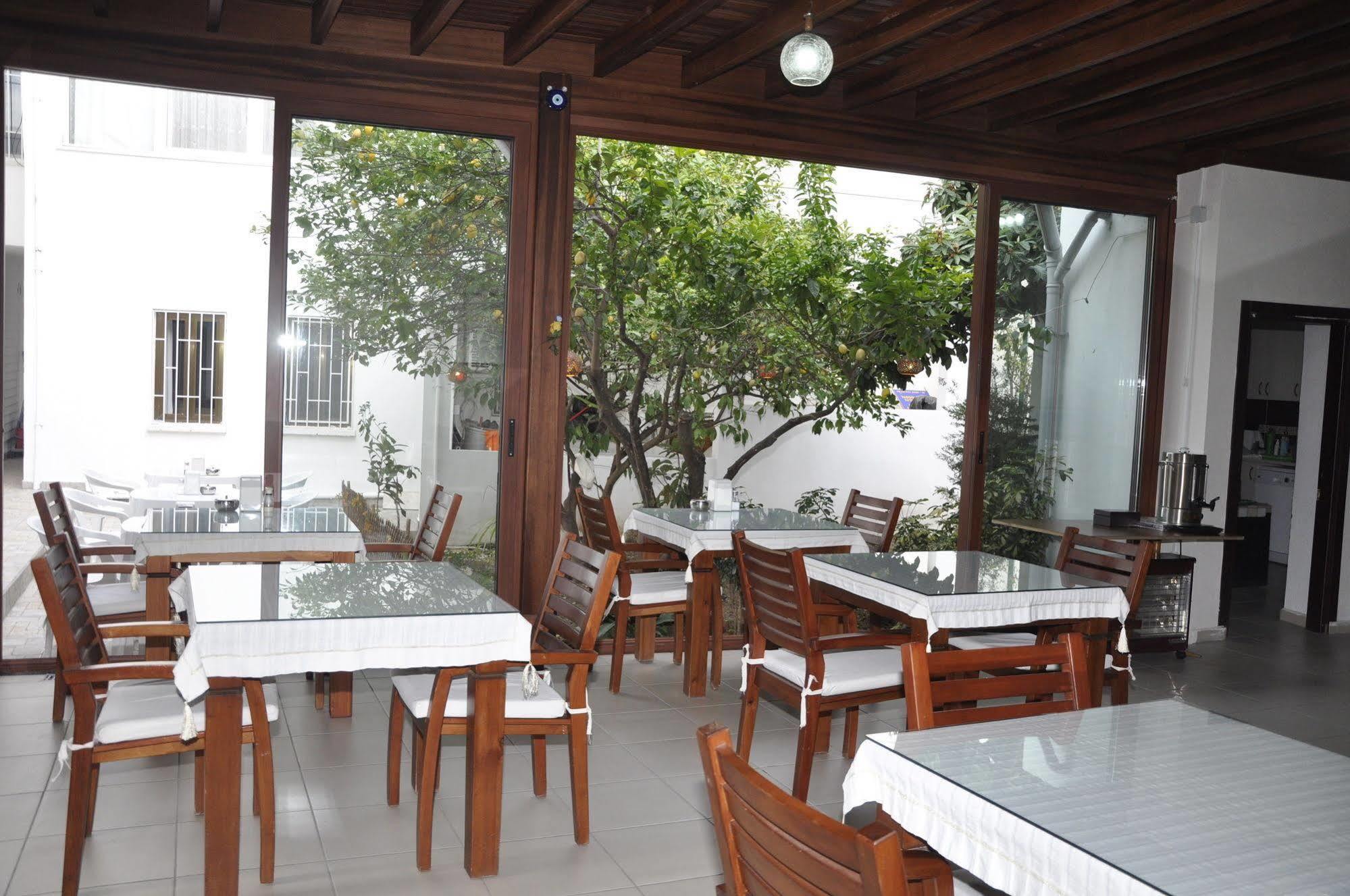 Melis Pansiyon Bodrum Exterior foto